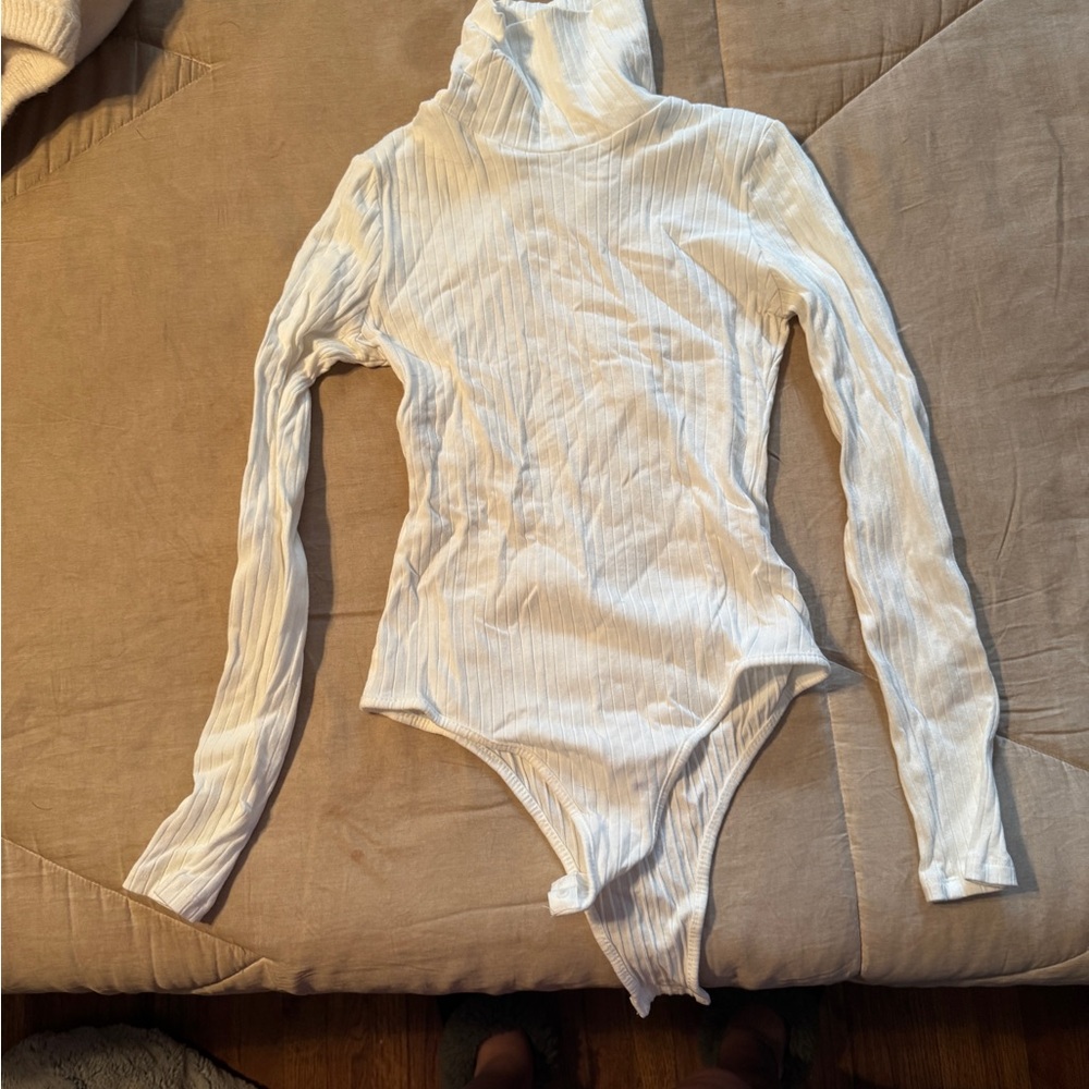 SHEIN Womens White Ribbed Bodysuit